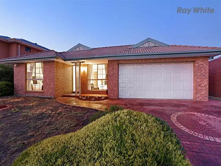 4 Contursi Drive, Sydenham VIC 3037