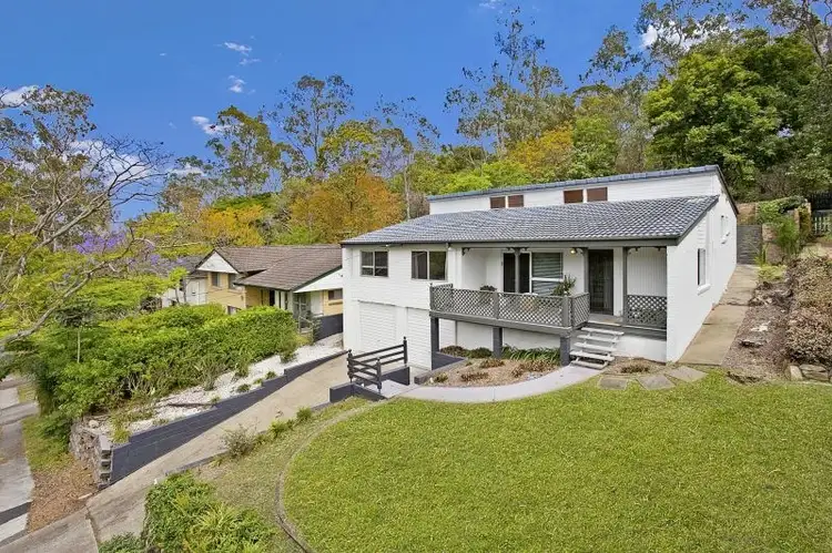 9 Fallbrook Street, Kenmore QLD 4069