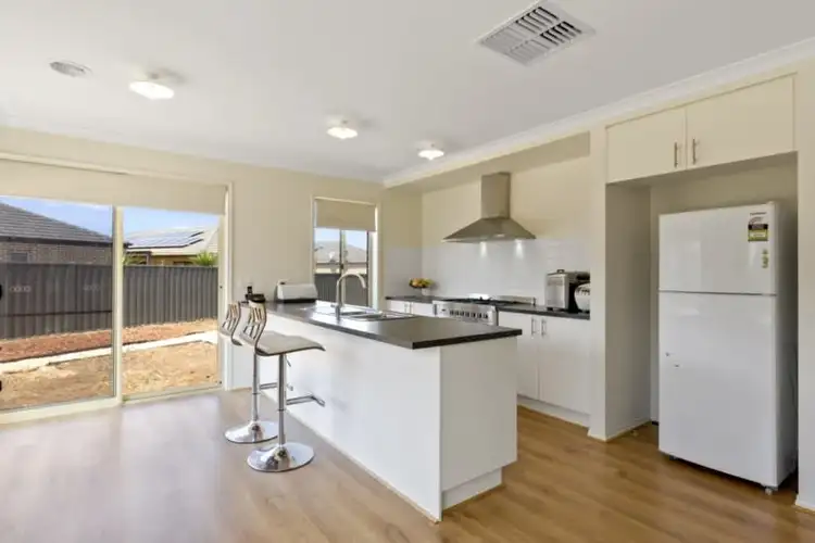 Second view of Homely house listing, 7 Meema Crescent, Manor Lakes VIC 3024