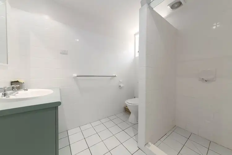 Sixth view of Homely apartment listing, 2/42 Wagner Road, Clayfield QLD 4011