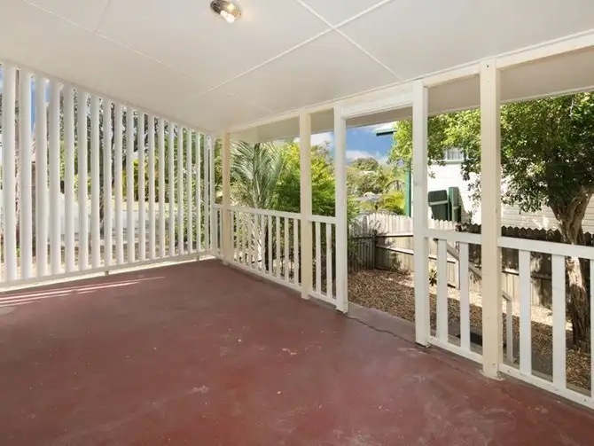 Fifth view of Homely house listing, 10 Heydon Avenue, Labrador QLD 4215