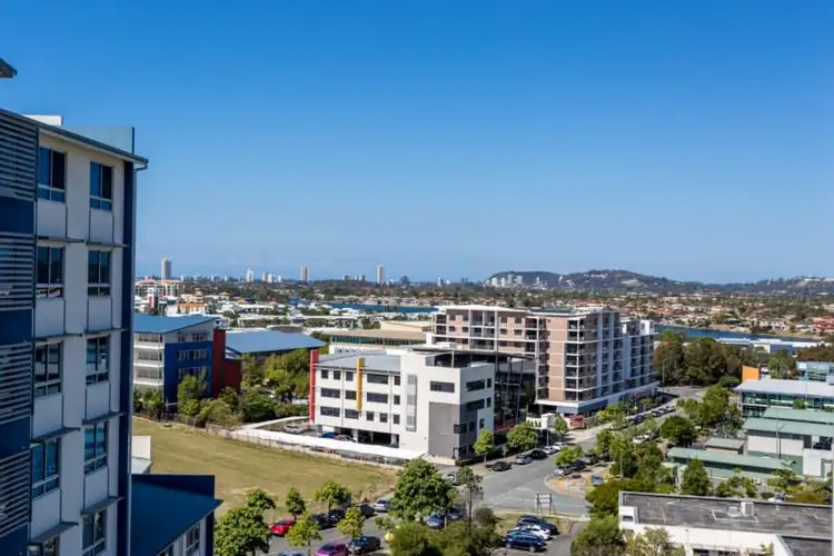 1601/3 Main Street, Varsity Lakes QLD 4227