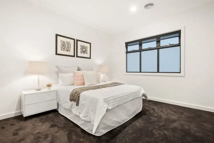 Fifth view of Homely townhouse listing, 2/18 Biscayne Drive, Mount Waverley VIC 3149
