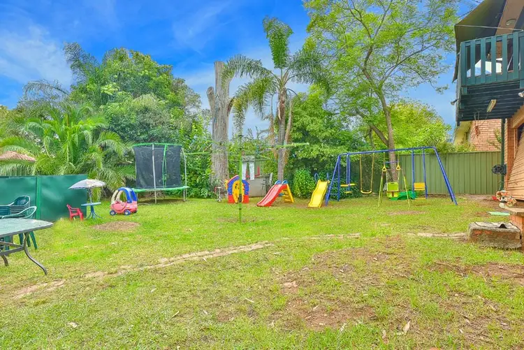 Seventh view of Homely house listing, 2 Omaru Crescent, Bradbury NSW 2560