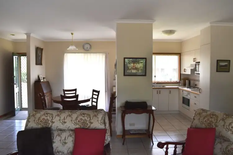 Sixth view of Homely unit listing, 6/74 Maple Court, Myrtleford VIC 3737