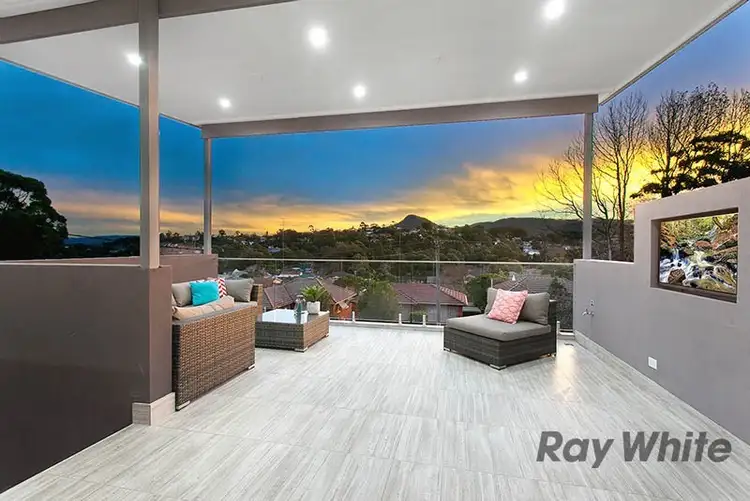 19 Stanleigh Crescent, West Wollongong NSW 2500