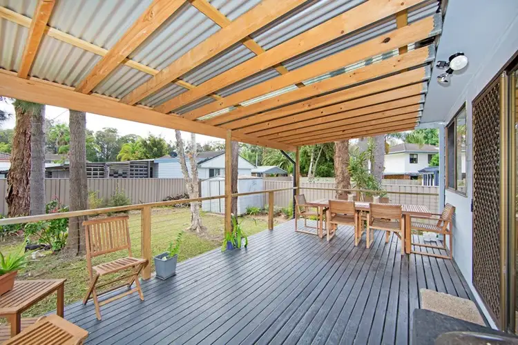 Fourth view of Homely house listing, 3 St James Avenue, Berkeley Vale NSW 2261