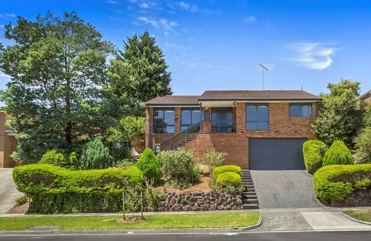 14 Long Valley Way, Doncaster East VIC 3109