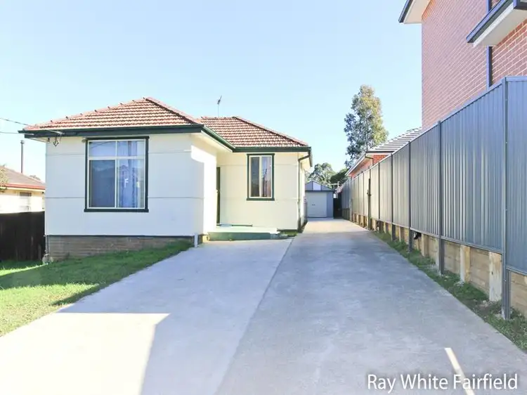 Main view of Homely house listing, 39 Neerini Avenue, Smithfield NSW 2164