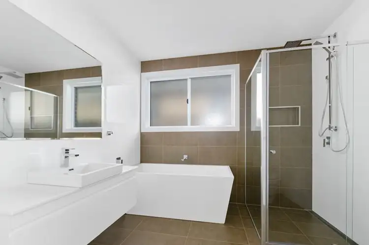 Fifth view of Homely house listing, 6 Cloverfield Place, Horsley NSW 2530