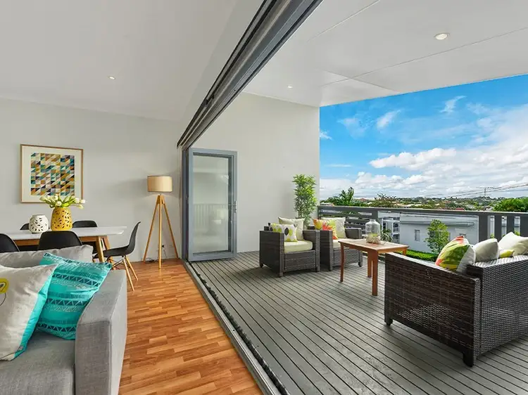 Main view of Homely townhouse listing, 3/35 Richmond Road, Morningside QLD 4170