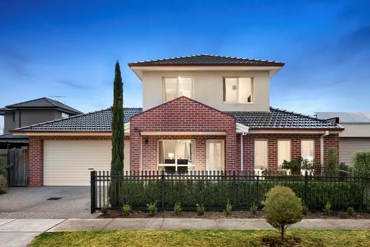 2/56 Carmichael Road, Oakleigh East VIC 3166