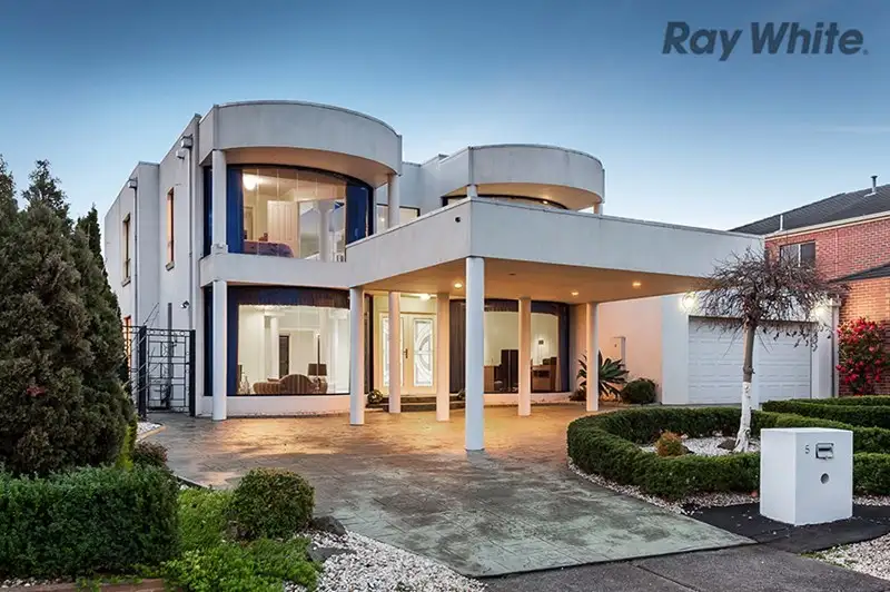 Main view of Homely house listing, 5 Albany Court, Taylors Lakes VIC 3038