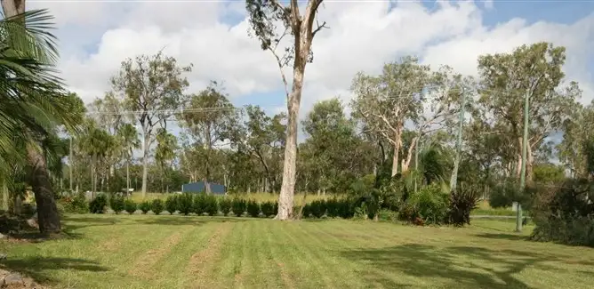 Third view of Homely house listing, 10 Coral Reef Court, Armstrong Beach QLD 4737