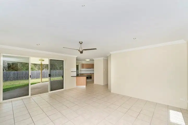 Fourth view of Homely house listing, 2 Jimna Court, Deception Bay QLD 4508