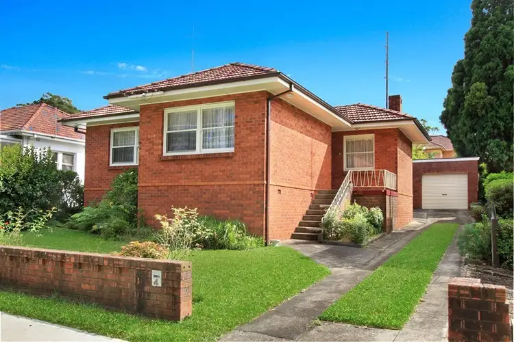 Main view of Homely house listing, 4 Dumfries Avenue, Mount Ousley NSW 2519