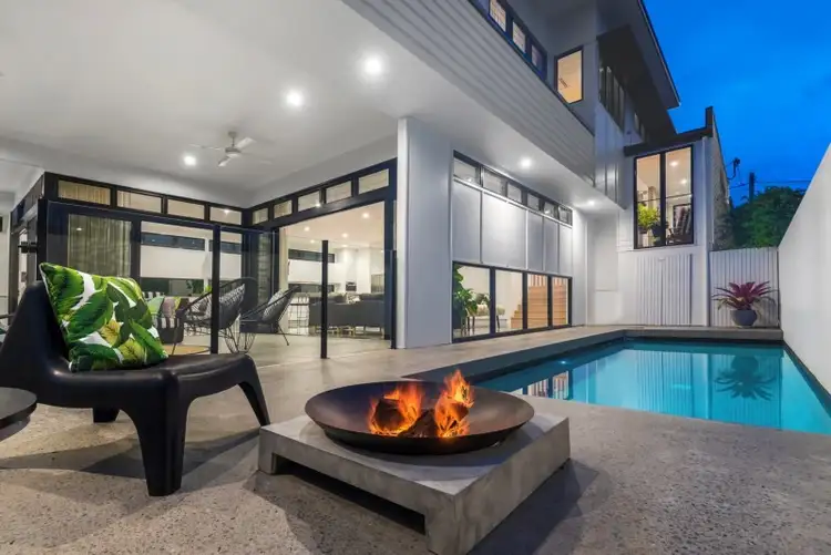 Second view of Homely house listing, 35 Matong Street, Hendra QLD 4011
