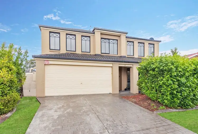 4 Murchison Close, Blue Haven NSW 2262