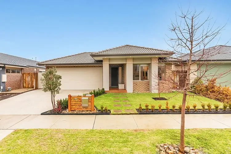 11 McMahon Avenue, Armstrong Creek VIC 3217