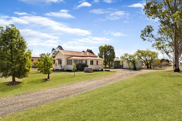 4 Eton Street, Cambooya QLD 4358