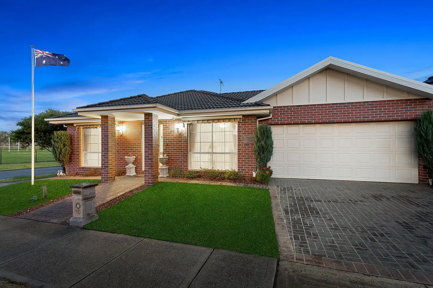 Main view of Homely house listing, 10 Lapwing Road, South Morang VIC 3752