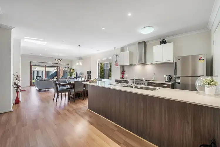 Sixth view of Homely house listing, 25 Brickwood Circuit, Craigieburn VIC 3064