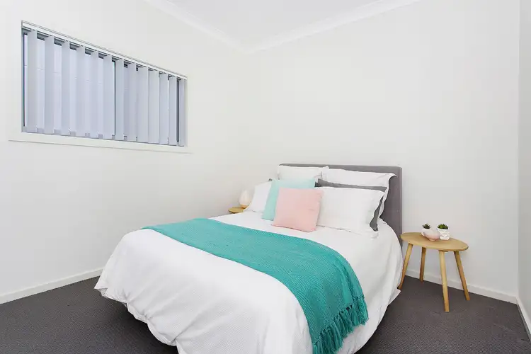 Fifth view of Homely unit listing, 8/125 Lake Entrance Road, Barrack Heights NSW 2528