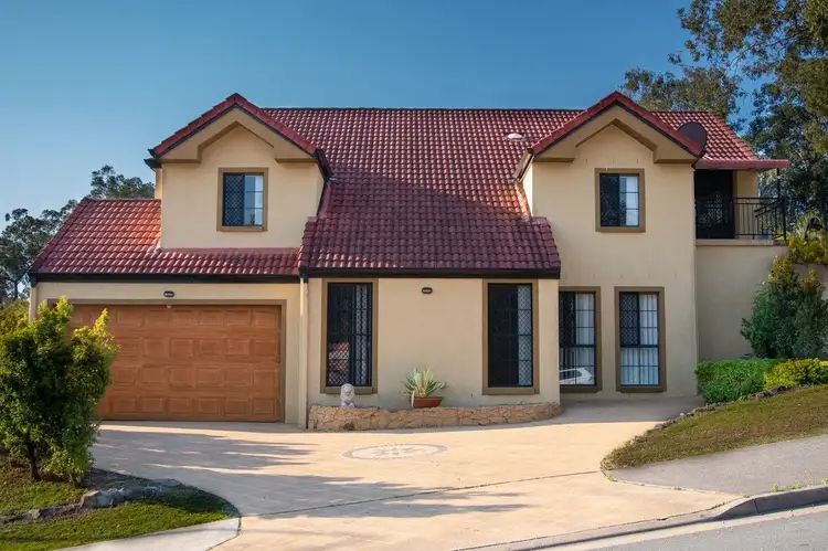 1 Chichester Drive, Arundel QLD 4214