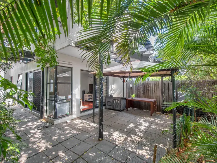 4/84 Kent Street, Hamilton QLD 4007