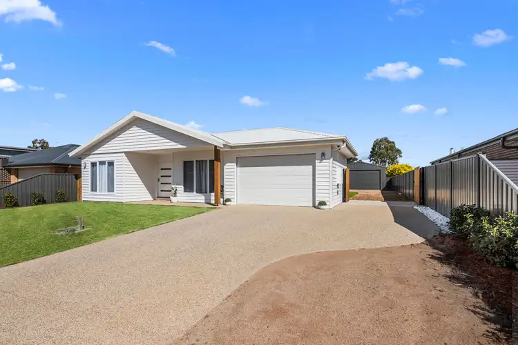 43 Lakeside Drive, Bundalong VIC 3730