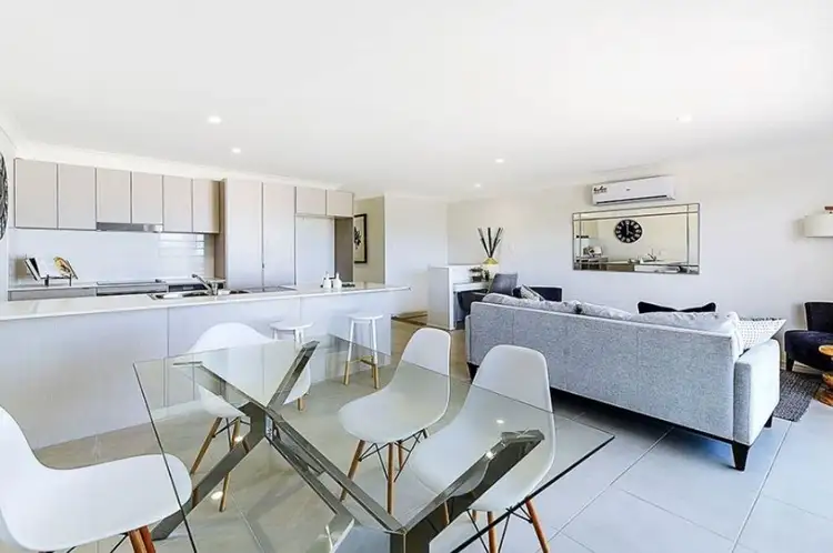 15/1 Tilbury Rise, Upper Coomera QLD 4209