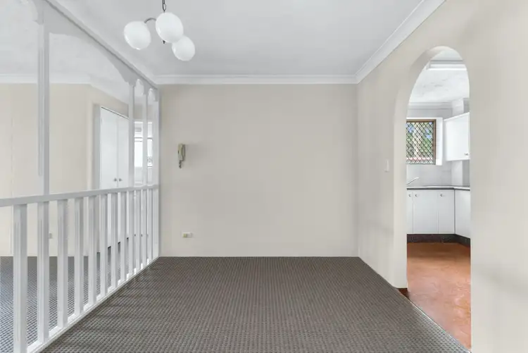 Sixth view of Homely unit listing, 2/72 Mitre Street, St Lucia QLD 4067