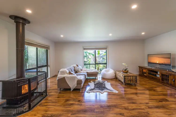203 Eastbourne Road, Rosebud VIC 3939