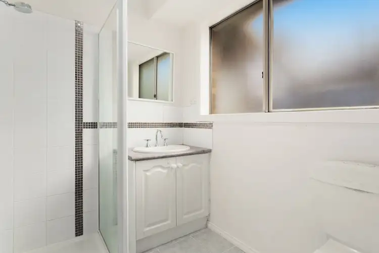 Fourth view of Homely house listing, 14 Claire Close, Pakenham VIC 3810