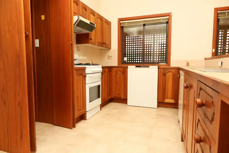 Sixth view of Homely house listing, 10 Noorebar Avenue, Griffith NSW 2680