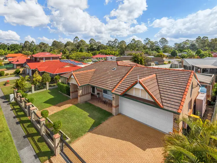 27 Bangalow Street, Bridgeman Downs QLD 4035