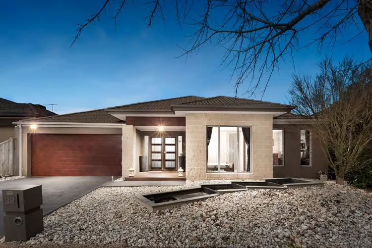 29 Cedarwood Crescent, Berwick VIC 3806