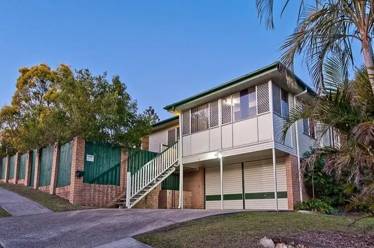 3 Leura Grove, Ferny Hills QLD 4055