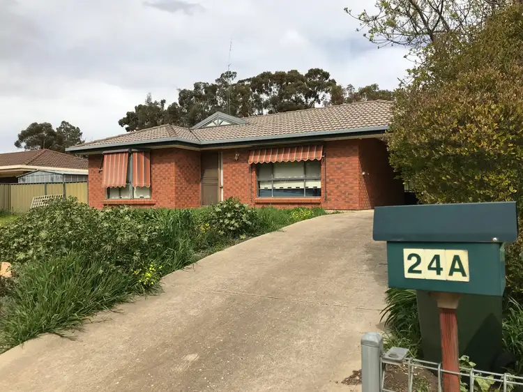 24A Blyth Road, Clare SA 5453