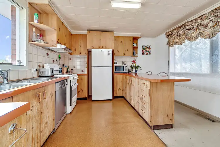 Seventh view of Homely house listing, 4 Welsh Place, Chifley ACT 2606