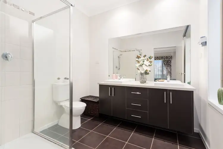 Fourth view of Homely house listing, 7 Henry Lawson Drive, Pakenham VIC 3810