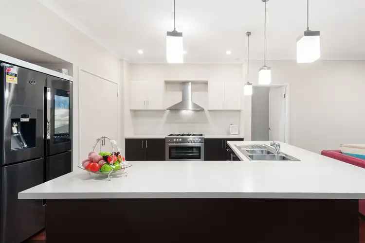 Fifth view of Homely house listing, 7 Henry Lawson Drive, Pakenham VIC 3810