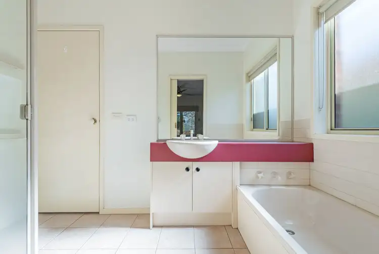 Fifth view of Homely house listing, 9 Islington Place, Caroline Springs VIC 3023