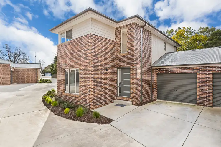 Main view of Homely townhouse listing, 1 Nader Close, Redan VIC 3350