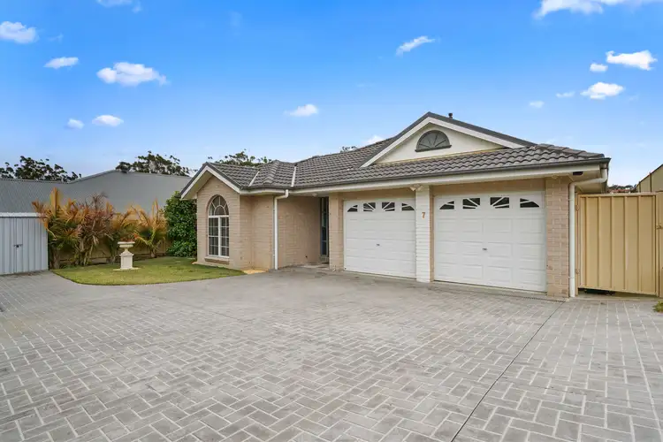Second view of Homely house listing, 7 Natasha Place, Morisset NSW 2264