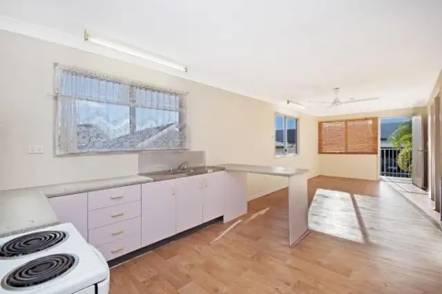 85 Perkins Street, South Townsville QLD 4810