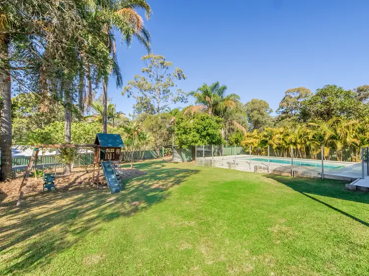 4 Iowa Court, Oxenford QLD 4210