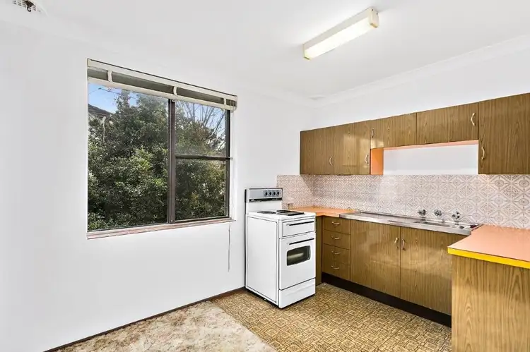 Third view of Homely unit listing, 4/42 Rowland Avenue, Wollongong NSW 2500