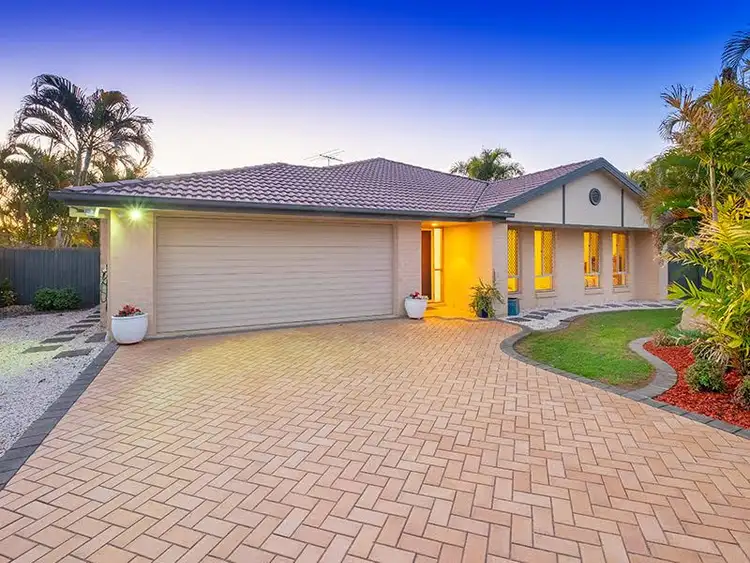 6 Flordabelle Place, Heritage Park QLD 4118
