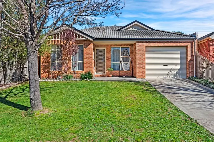 6 Domain Gardens, Sebastopol VIC 3356